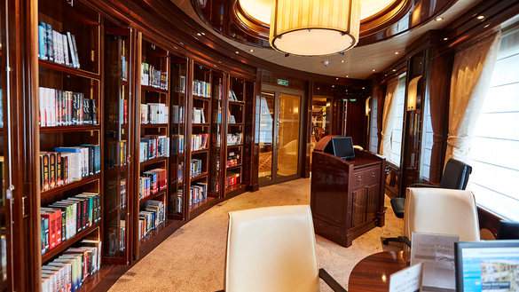 Princess Cruises Magestic Princess Internet Cafe .jpg